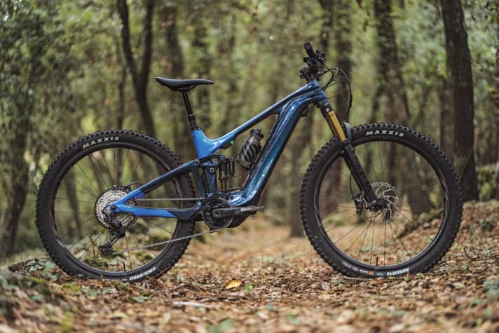Giant Trance X E+ 0 >> <a href="https://luna.r.lafamo.com/ts/i5533923/tsc?amc=con.blbn.497955.507800.14129791&smc=BIKE&rmd=3&trg=https%3A%2F%2Fwww.fahrrad-xxl.de%2Fgiant-trance-x-advanced-e-0-m000020425" target="_blank" rel="noopener noreferrer nofollow">available here</a> *.