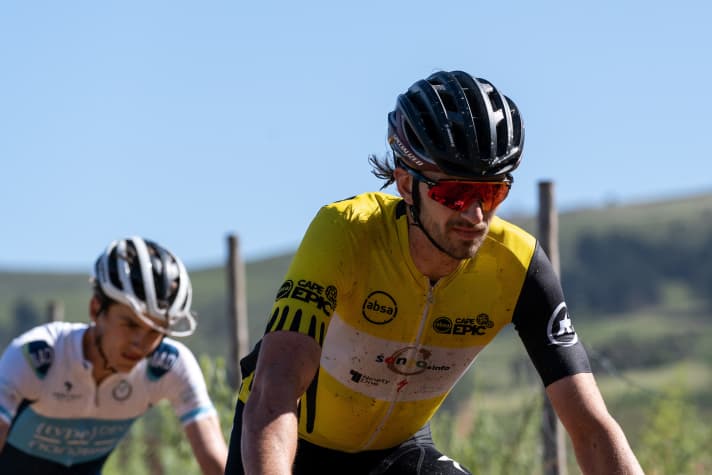   Mit dem südafrikanischen Marathon-Meister Matt Beers hätten die wenigsten gerechnet. Doch er fuhr ein überzeugendes Rennen in seiner Heimat und profitierte von seinem bärenstarken Partner Jordan Sarrou.