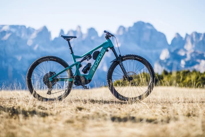   The new Focus Jam² with Shimano EP8 motor and 720 watt hours.