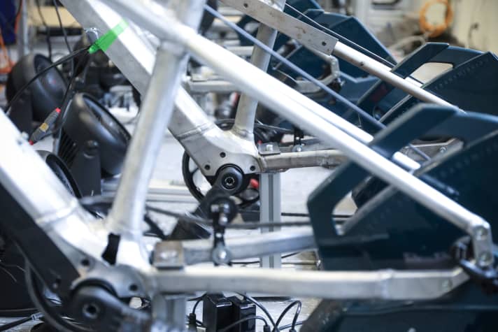 With Airbus and Isar Aerospace, the Fazua crew has an exquisite neighbourhood. At the company site in Ottobrunn, development, design and production are united under one roof on 4229 square metres.