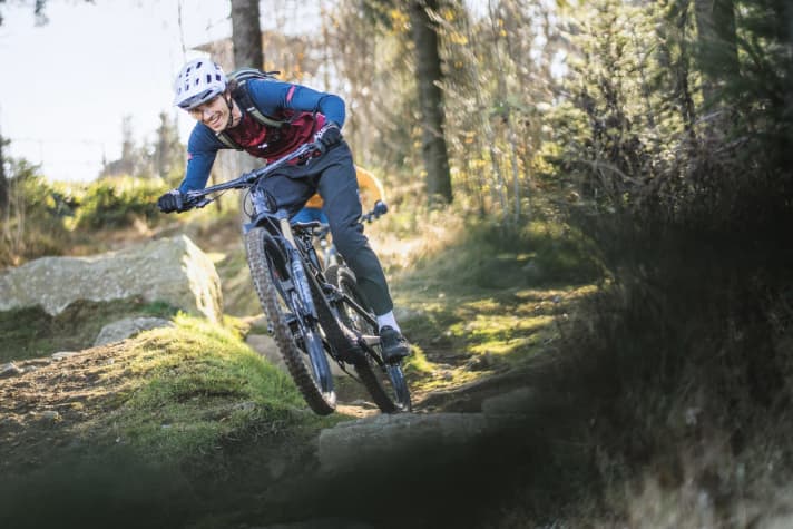   Regardless of the concept, test rider Thomas Weschta got his money's worth on every downhill bike.