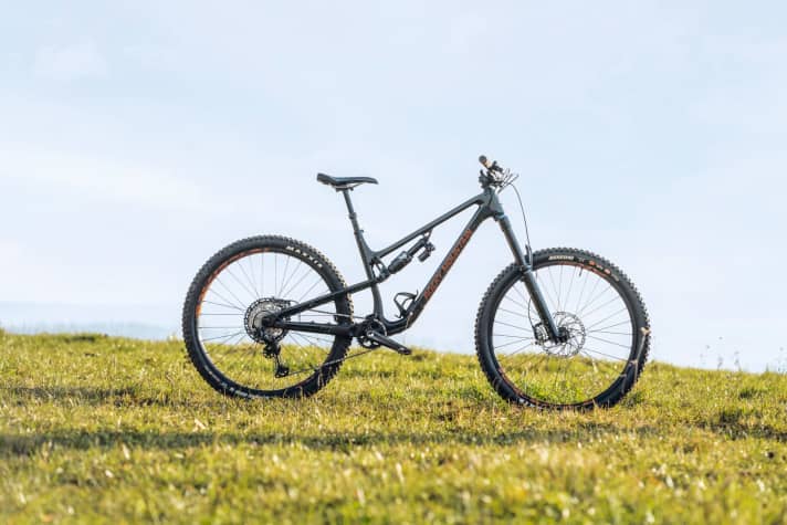 Rocky Mountain Altitude Carbon 70 – 14,4 kg / 170/167 mm / 29" / 6700 Euro