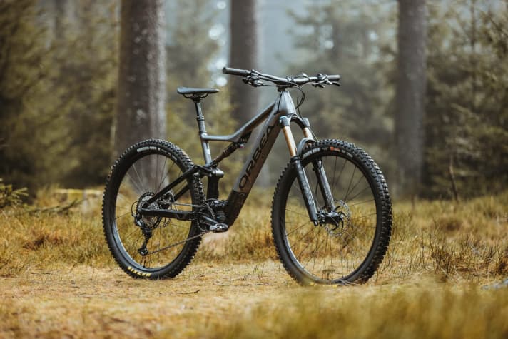   Slimmer dream More range, lower price: Orbea wants to revolutionise light e-MTBs. Game changer or lazy compromise? Page 78