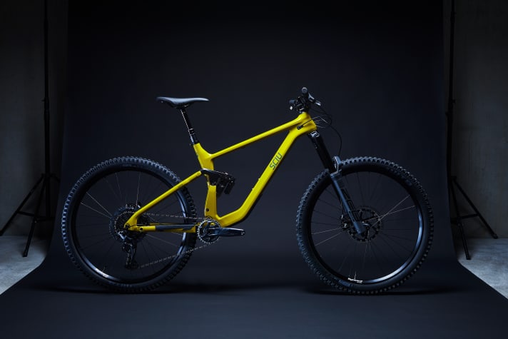   The SCIU Aspen: even when stationary, the newcomer stands out from the competition with its unique design language.