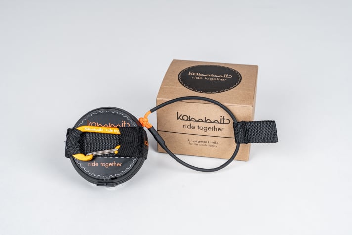 Das Kommit Zugsystem ist klein und kompakt, so dass Eltern es immer dabei haben können. Bei Bedarf bekommen Kinder beim Biken so einen Uphill-Boost.