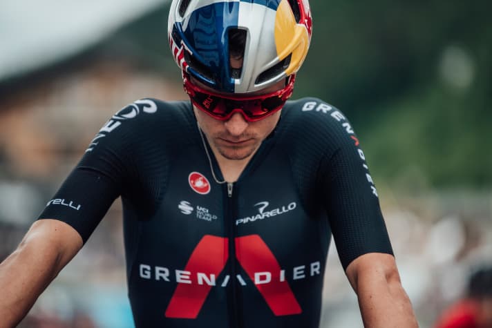   Als frisch gebackener Cyclocross-Weltmeister will Tom Pidcock in diesem Jahr auch den WM-Titel im Cross Country holen. Die <a href="https://www.bike-magazin.de/mtb_news/events_rennen/uci-worldcup-termine-2022" target="_blank" rel="noopener noreferrer nofollow">WM findet Ende August 2022 im französischen Les Gets</a>  statt.