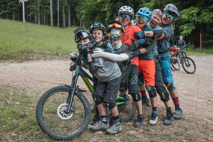 Big tyres - big friends! The bike events for kids in the Paganella Bike Park are all about having fun.