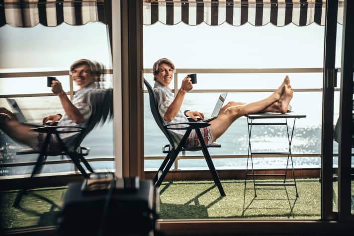 Im Interview: Warum es YouTube-Star und Jungunternehmer Fabio Wibmer neuerdings nach Monaco zieht. Seite 72