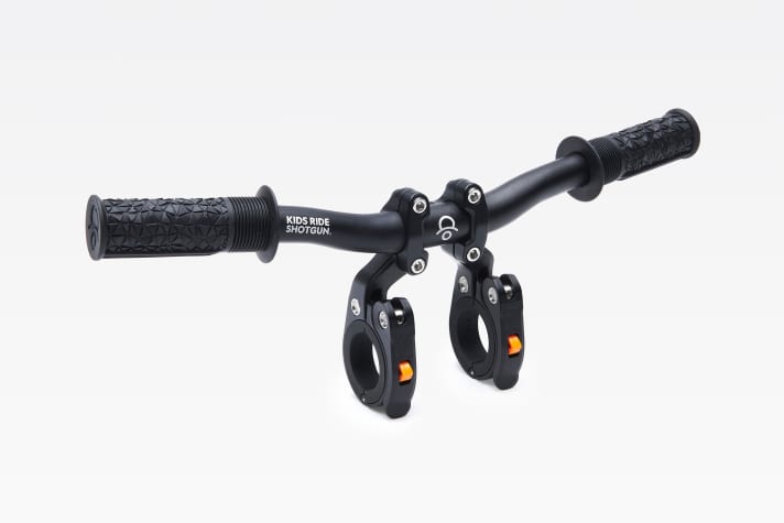 <a href="https://www.awin1.com/cread.php?awinmid=14547&awinaffid=471469&clickref=B+handlebar+Shotgun&ued=https%3A%2F%2Fwww.maciag-offroad.de%2Fshotgun-mtb-lenker-fuer-kindersitz-pro-31-8-35-0-mm-sid147894.html" target="_blank" rel="noopener noreferrer">The new handlebar attachment from Shotgun</a>* costs €65. It weighs 269 grams.