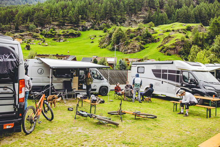   Sölden: Camp & Ride. Das Mobil ist schon vorgefahren.