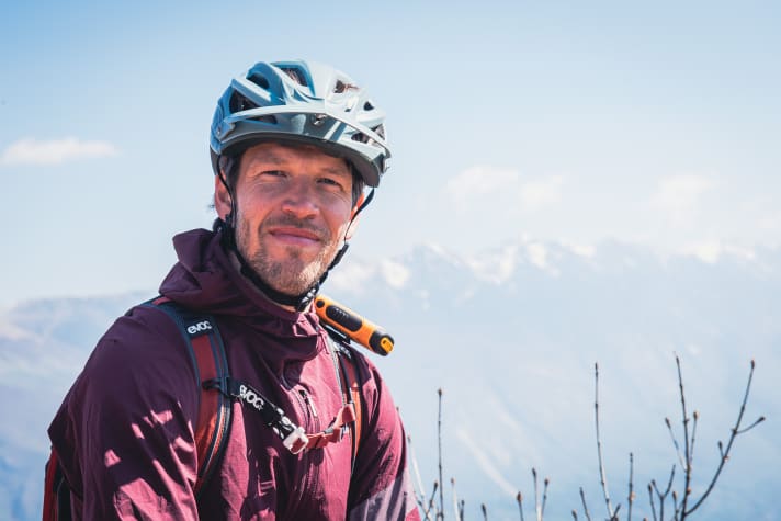   Test manager Florentin Vesenbeckh on the Thursday before the festival during the EMTB ride with the industry.