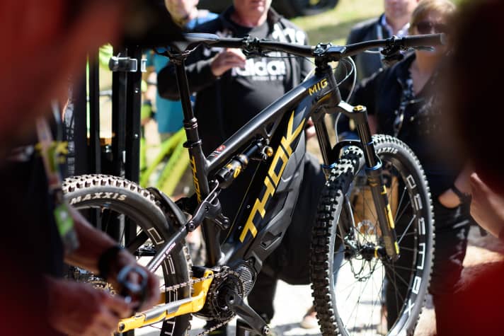   The E-All-Mountain MIG was unveiled in Riva to great media attention. Only 20 of this special limited edition model will be produced and sold.