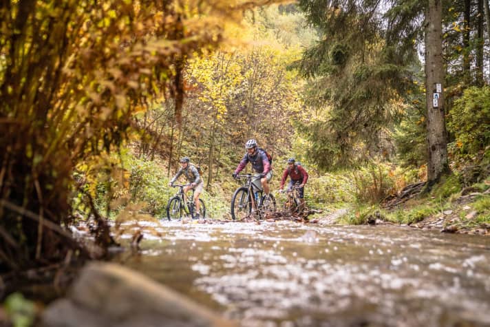   Almost 60 of the 178 kilometres of the Stoneman route lead along streams, rivers or reservoirs.