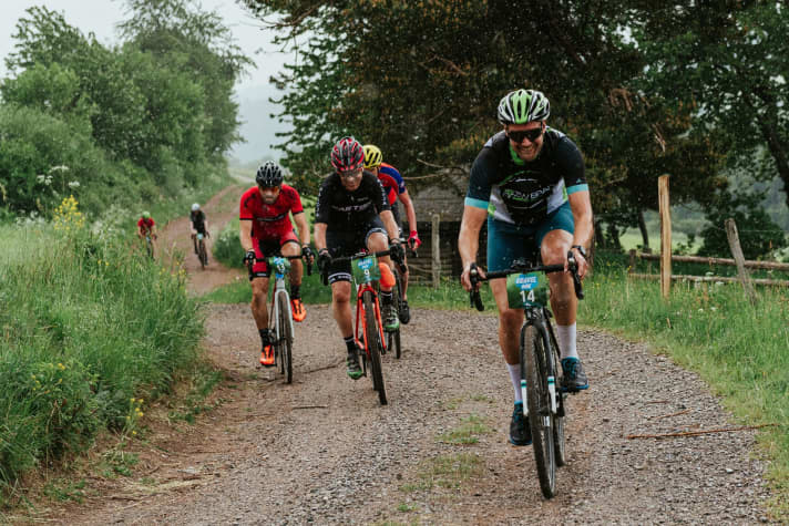   Eingegroovt in das BIKE Festival-Wochenende haben sich heute die Gravel-Freunde bei einer gemeinsamen Ausfahrt.