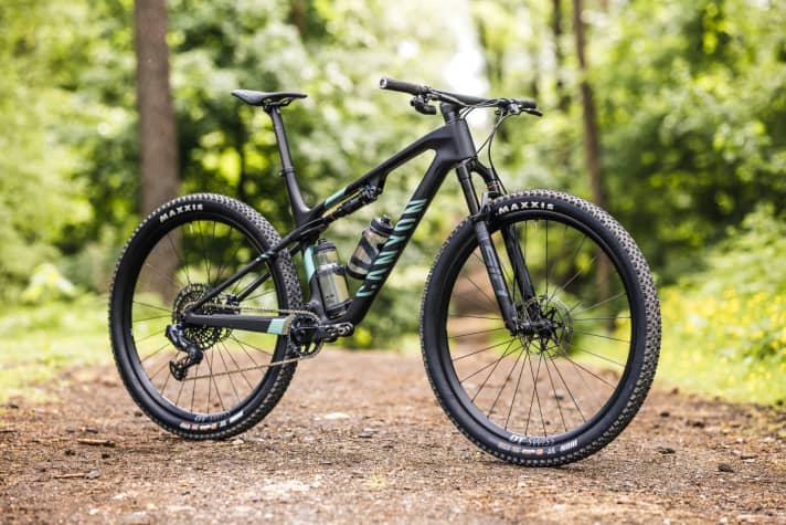   The top model CFR-LTD costs 7999 euros.