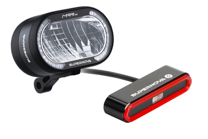 Lampe Supernova M99 Pro und Rücklicht TL3 Pro