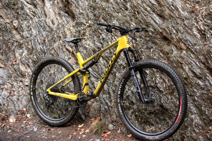 Ridley Raft - two models and two colours to choose from.