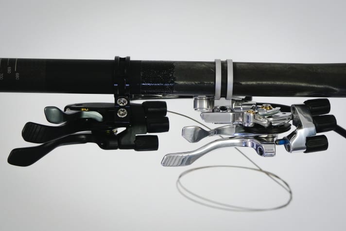 For comparison. The standard Twinloc lever on the left and the tuned lever from Dangerholm on the right.