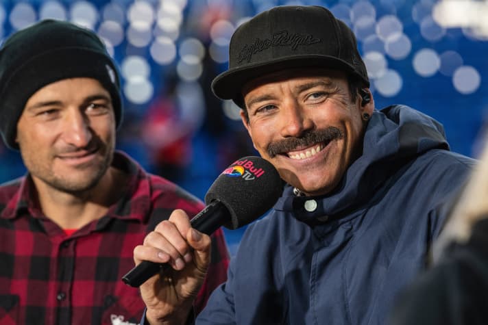 Never change a winning team! Truism ignored: Rob Warner and Claudio Caluori (left) will no longer commentate on Downhill World Cups in future. What a pity!
