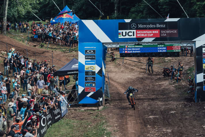 Amaury Pierron dominated the Downhill World Cup this season, like here in Snowshoe. | Bartek Wolinski, Red Bull Content Pool