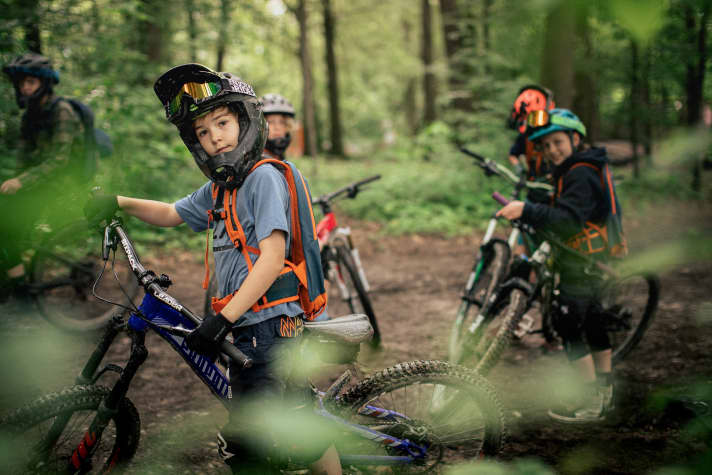 Being part of a social group with the same interests can be an inspiring experience for children.