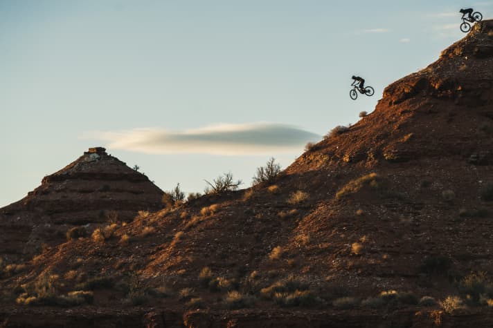 Thanks to its generous suspension travel, the Evil Epocalypse should also be able to cope with rough terrain. However, the geometry favours playfulness over ultimate smoothness.