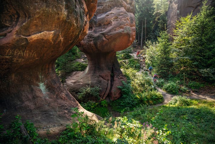 In the Zittau Mountains, in the far east of the Ore Mountains, the rocks take on ever more spectacular shapes.