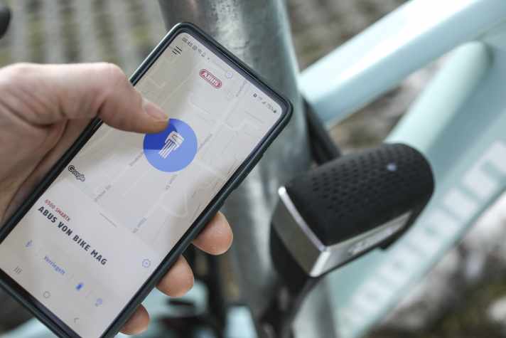 The app allows you to open the lock simply by touch.