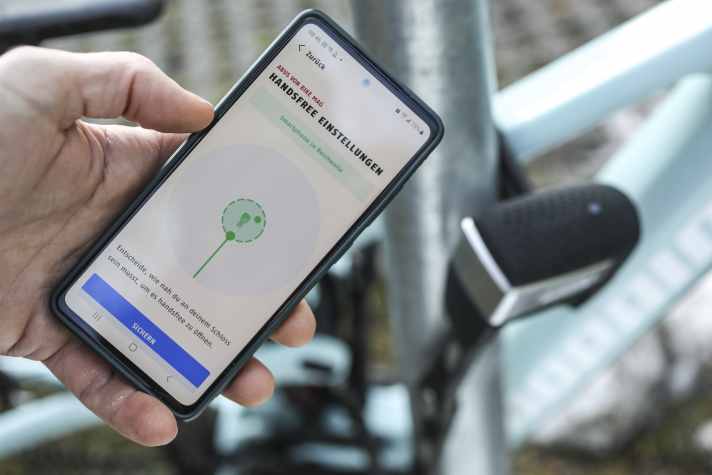 Die Handsfree-Funktion kann in der App feineingestellt werden. Ab welcher Entfernung zwischen Handy und Schloss soll das Bordo automatisch öffnen.