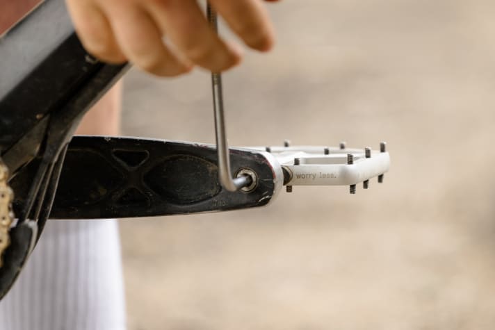 The 6 mm Allen key is attached to every minitool.