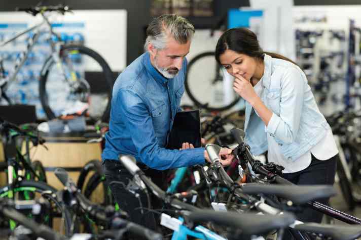 Important: Ask your dealer to explain the possible differences between the model years.