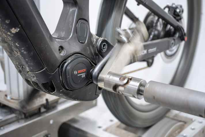 We have already been able to test the performance data of the new Performance CX on the roller test bench in the PT Labs laboratory.