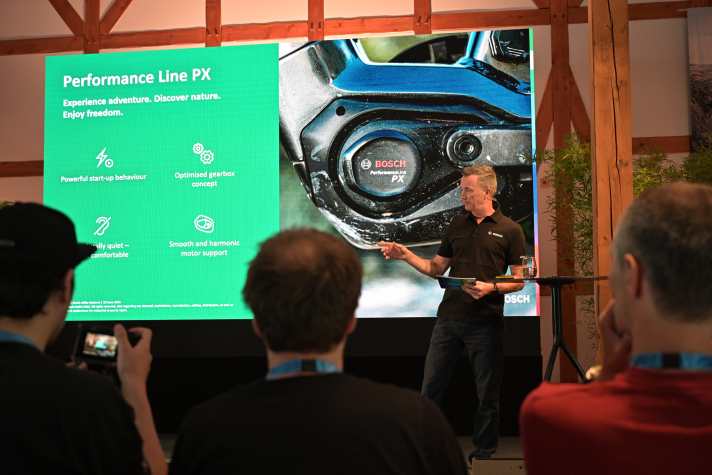 Bosch CEO Claus Fleischer präsentiert mit dem PX eine der wichtigsten Bosch-Neuheiten für 2026.