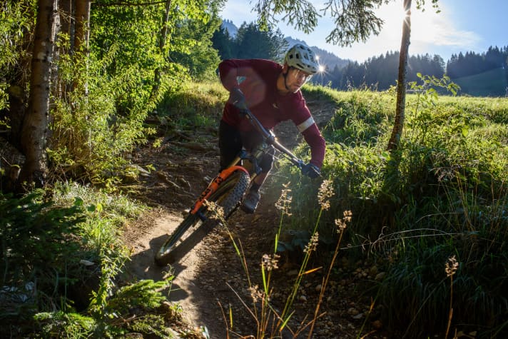 Hier kann das Ryvon LT 10.0 glänzen: Auf Trails jeglicher Couleur!