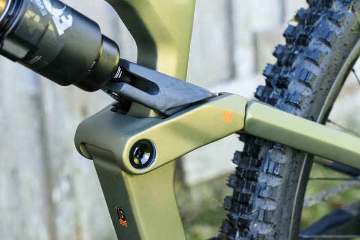 Full carbon: On the Ryvon LT, this applies not only to the main frame and rear triangle, but also to the rocker and yoke that control the shock.