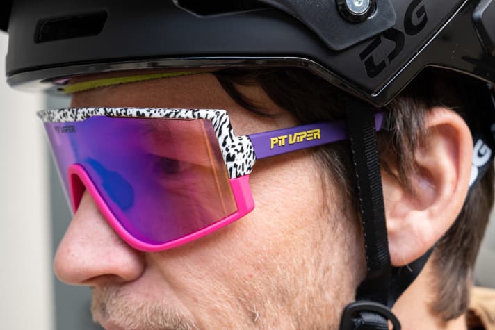 Fits well under the TSG helmet, despite the raised frame: The Pit Viper Try-Hard.