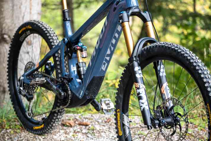 Die Fox 38 Factory Grip X2 gehört zum absolut Besten, was der Markt im Bereich der der Enduro-Gabeln aktuell zu bieten hat.