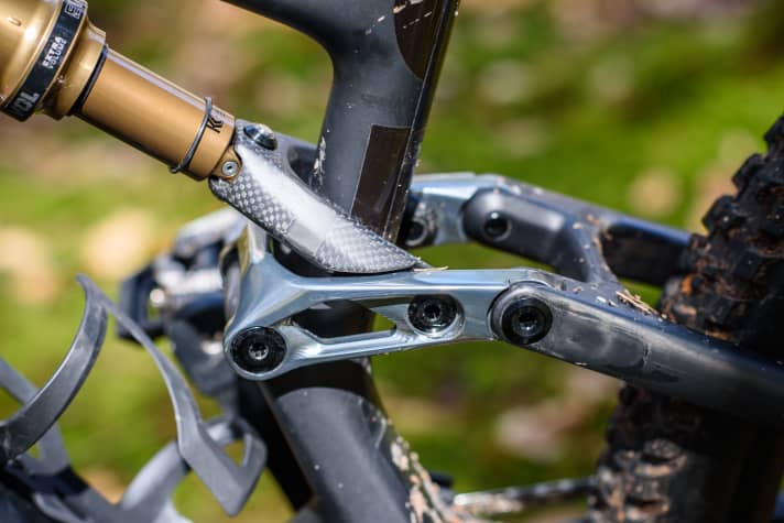 The new rear linkage of the second generation Specialized Levo SL.