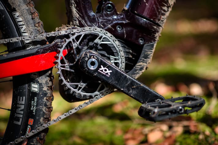 Our Trek Rail test bike was fitted with a classy XX carbon crank with direct mount chainring.