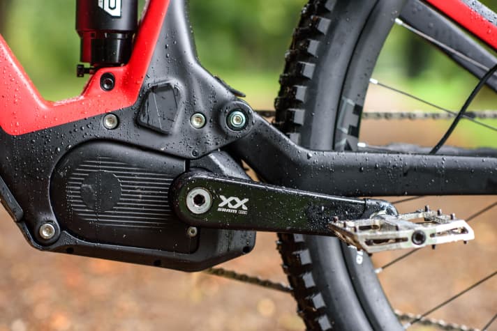The Brose Drive SMag is clearly visible here. The bottom bracket area is part of a new e-mountain bike featuring the Eagle Powertrain, which is due to be unveiled shortly.