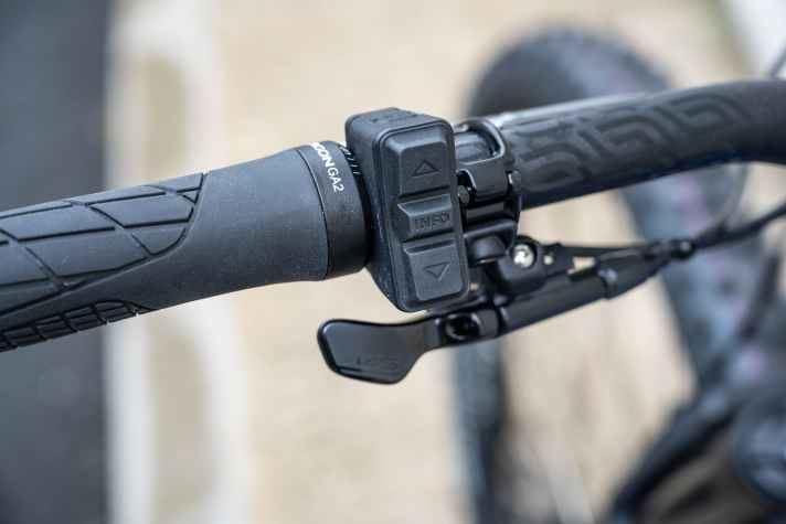 There is an optional touch-enabled display that can be mounted on the handlebars or stem and a slim remote lever that sits close to the grip.