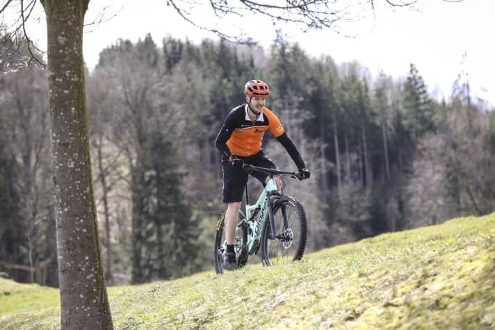 Alberts Bike-Runden sind verglichen mit der Challenge am Eisjöchl ziemlich flach. Trainieren geht aber auch so.