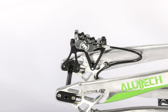 Die Maguta MT7 Scheibenbremse hat ihren Weg an unser Alutech Fanes 6.1 Projektbike gefunden.