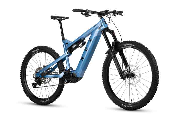 Das Nox Amplifier P2 Pro mit Mittelklasse-Fahrwerk von Rockshox wechselt für 7499 Euro den Besitzer.