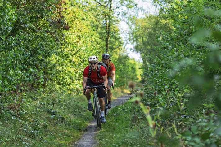 Of course, there are also single-lane gravel sections on the colliery site.