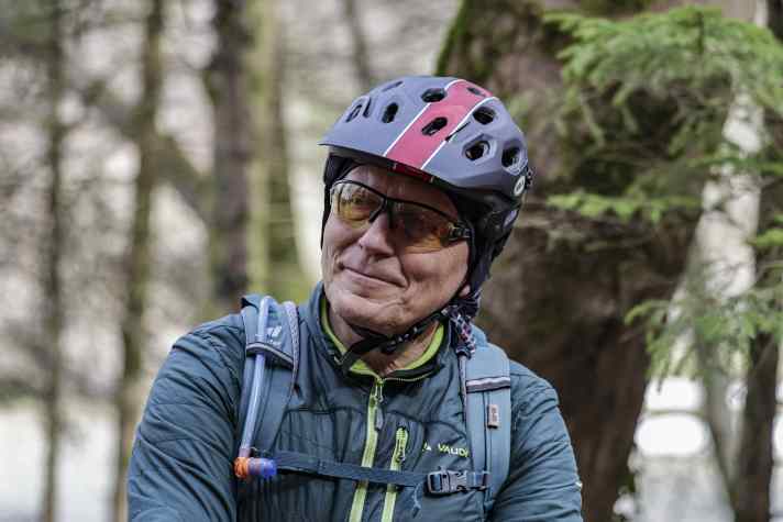 "Shifting gears yourself is somehow so 80s!", explains reader tester Claus with a wink after a longer tour with automatic gears on the Isar. However: On demanding uphills, all testers find both automatic systems overtaxed.
