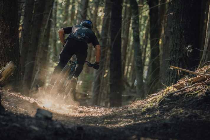 In Summe soll Fox Live Valve Neo Mountainbikes schneller machen, als die jemals zuvor waren.