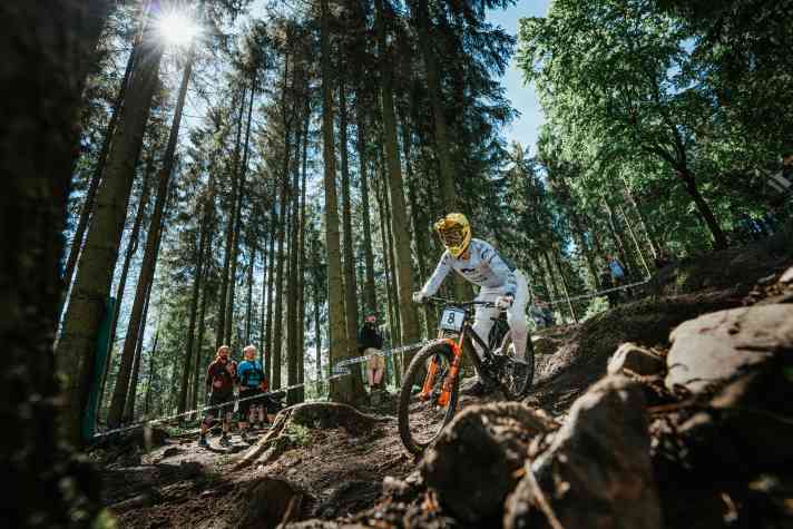 Die Strecke war vom Regen des Vortags noch extrem matschig und anspruchsvoll
