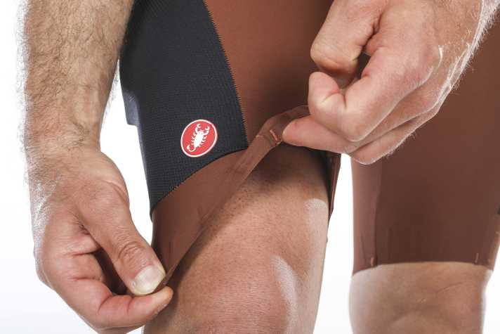 Actually a great leg cuff that doesn't add too much bulk. It just sits a little tight and the small darts can pinch in the long run