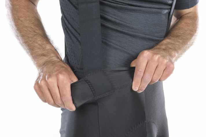 In Sachen Verarbeitung ist die Rapido II noch nicht auf Top-Niveau. Teils stören viele etwas wulstige Nähte